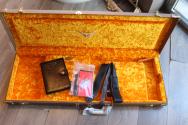 FENDER "Custom Shop Limited Heavy Relic Reverse Custom HS Tele Aged Black Over 3 Color Sunburst" HARDCASE