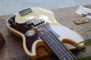SIRE "Marcus Miller P5R 5-String Vintage White"