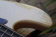 SIRE "Marcus Miller P5R 5-String Vintage White"