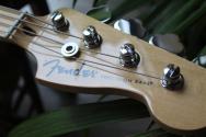 FENDER "Standard Jazz Bass Black"