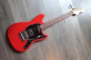 VINTAGE "REVO Series 'Colt' HS Duo Electric Guitar Fiesta Red" 3, 32 KG