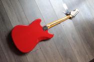 VINTAGE "REVO Series 'Colt' HS Duo Electric Guitar Fiesta Red" 3, 32 KG