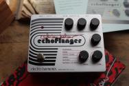 Electro-Harmonix "Adrian Belew Signature Echoflanger Reissue"