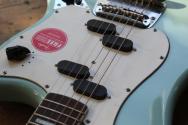 SQUIER "LIMITED Paranormal Electric VI, Laurel Fingerboard, Parchment Pickguard, Matching Headstock, Daphne Blue" 3, 85 KG