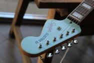SQUIER "LIMITED Paranormal Electric VI, Laurel Fingerboard, Parchment Pickguard, Matching Headstock, Daphne Blue" 3, 85 KG