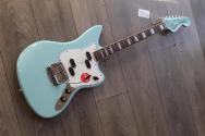 SQUIER "LIMITED Paranormal Electric VI, Laurel Fingerboard, Parchment Pickguard, Matching Headstock, Daphne Blue" 3, 85 KG
