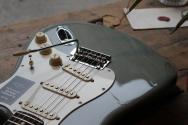 FENDER "Player II Stratocaster, Rosewood Fingerboard, Cactus Gray"