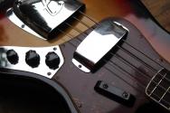 FENDER "Custom Shop 1964 Jazz Bass JRN RW 3TSB" HARDCASE, PAPERS, 4, 41 KG